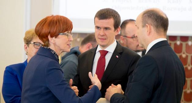 Konrad Bińczyk: Gdyby przeszła pani teraz na emeryturę, jakie świadczenie otrzymałaby pani od ZUS?